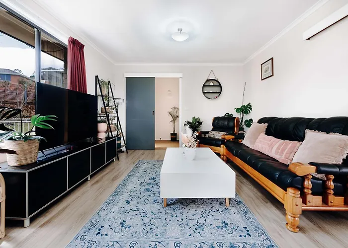 Cozy Holiday Plant Flat ,Close To Cbd And Beach