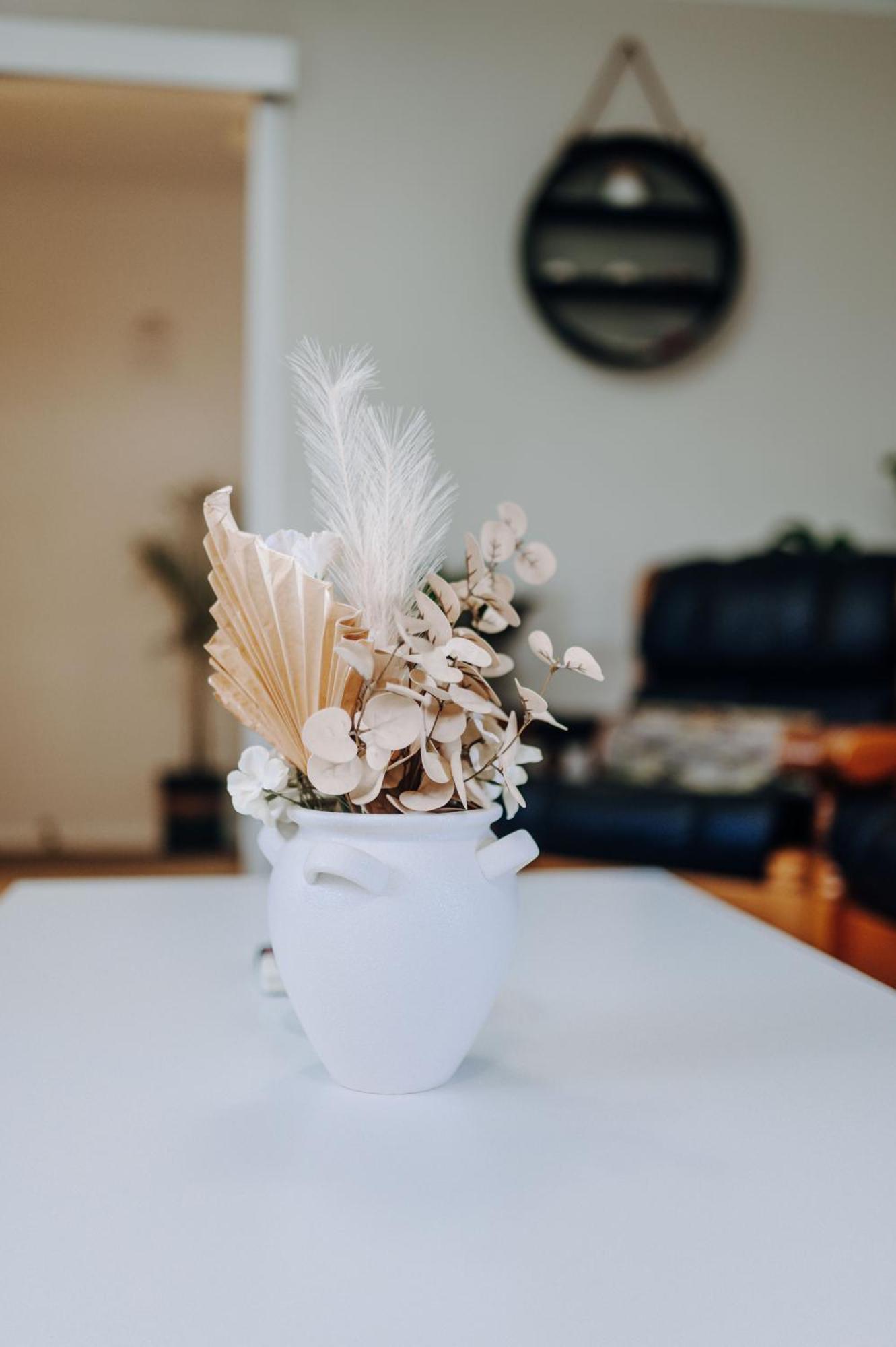 Villa Cozy Plant Flat ,close To Cbd And